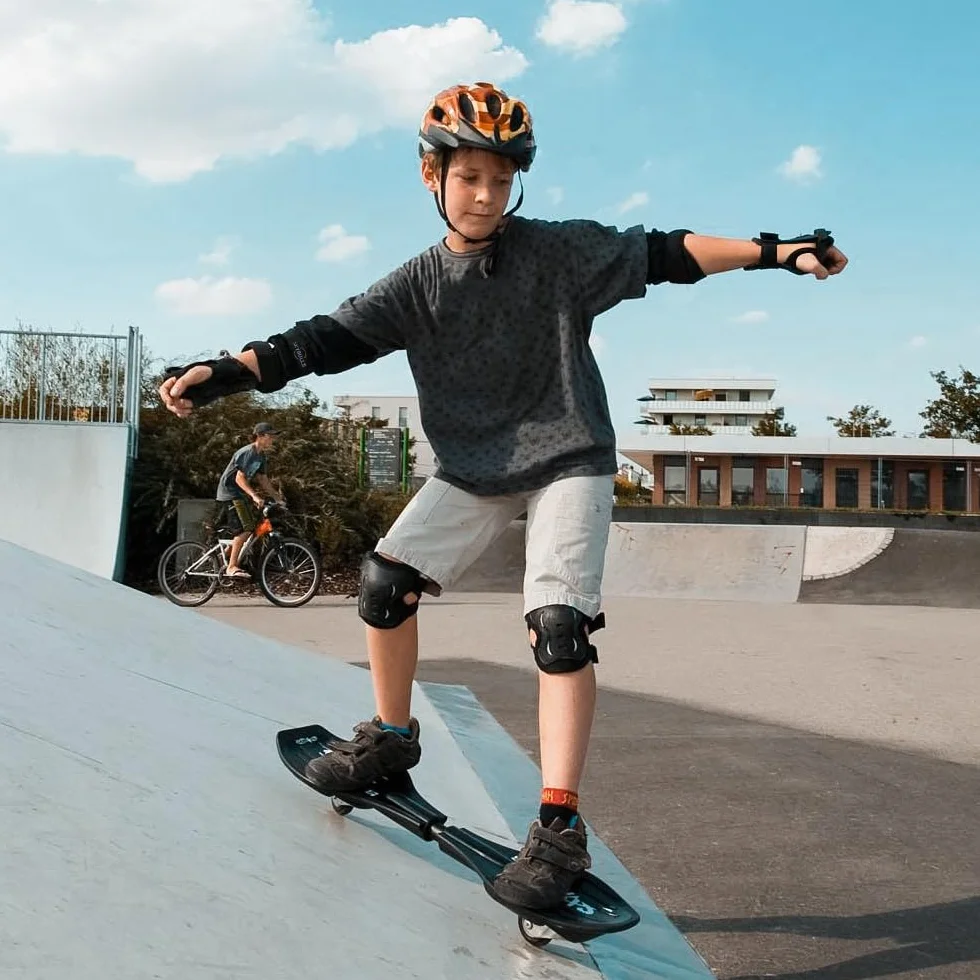 Protection Enfant Adulte Ensemble de Protection avec Genouillères, Coudières et Protèges-Poignets 6 en 1 pour Le Planche à roulettes, Scooter, Vélo, Cyclisme